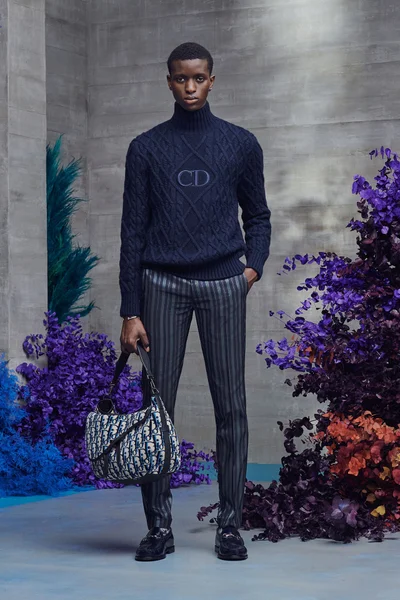 Look 19